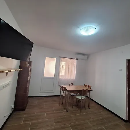 L.m. Apartment